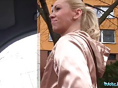 Top video: Женат блондинка женщина, тайно делая порно видео, потому что она любит...